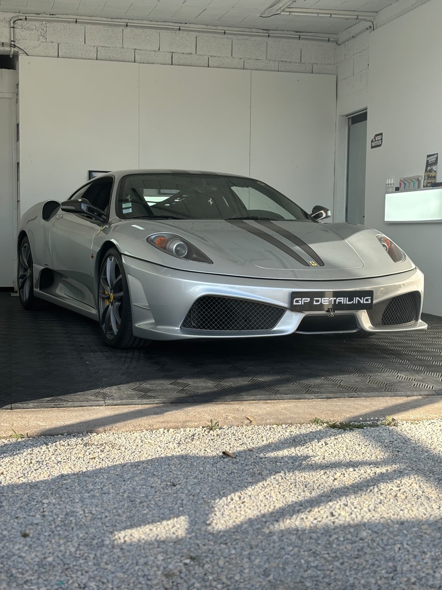 Traitement céramique d'une Ferrari 430 Scuderia par GP Detailing